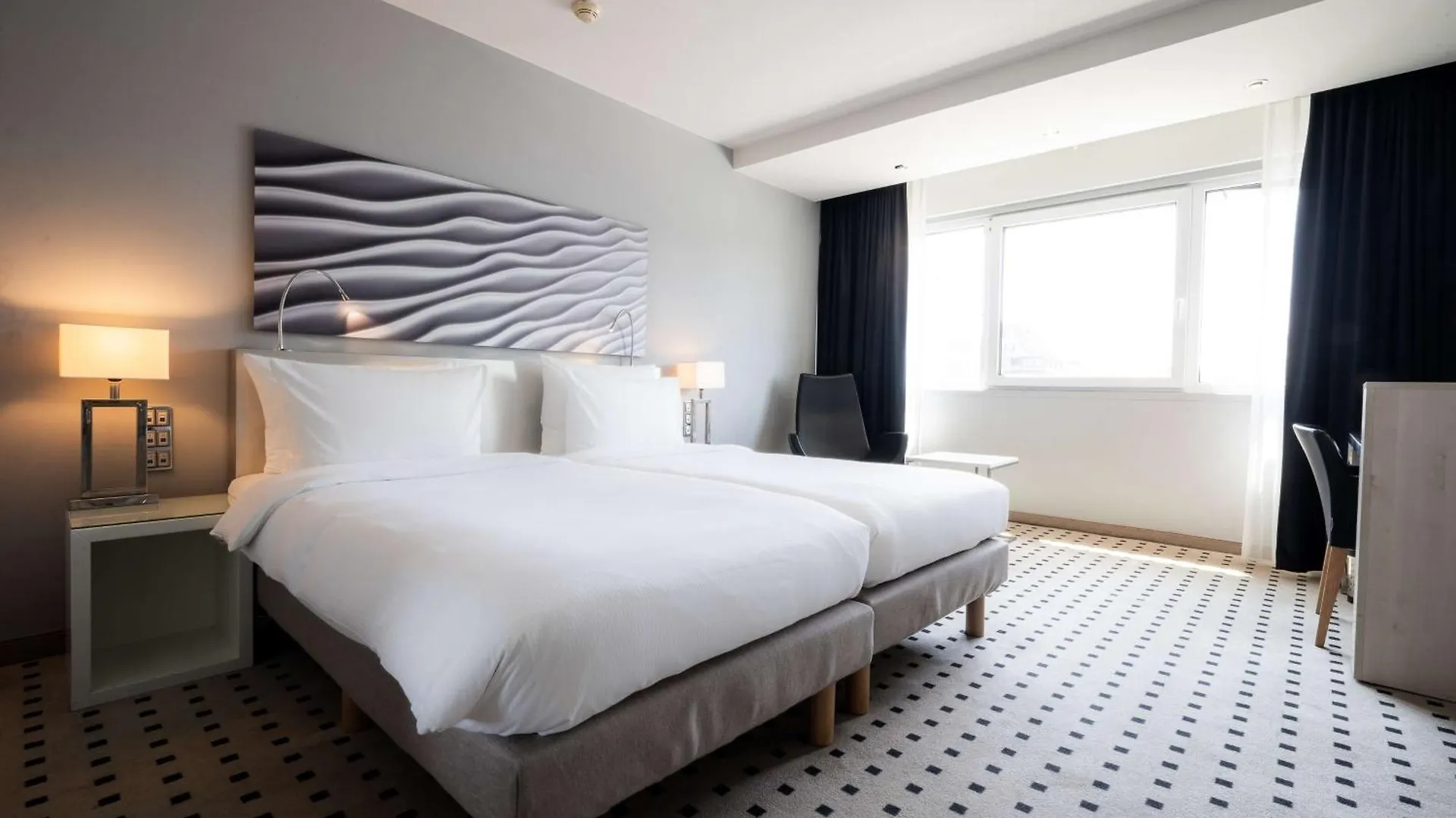 Radisson Blu Conference Hotel, Duesseldorf 4*, Ντίσελντορφ