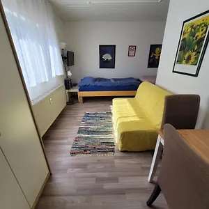 Messezimmer Am Thewissenweg Apartment Düsseldorf