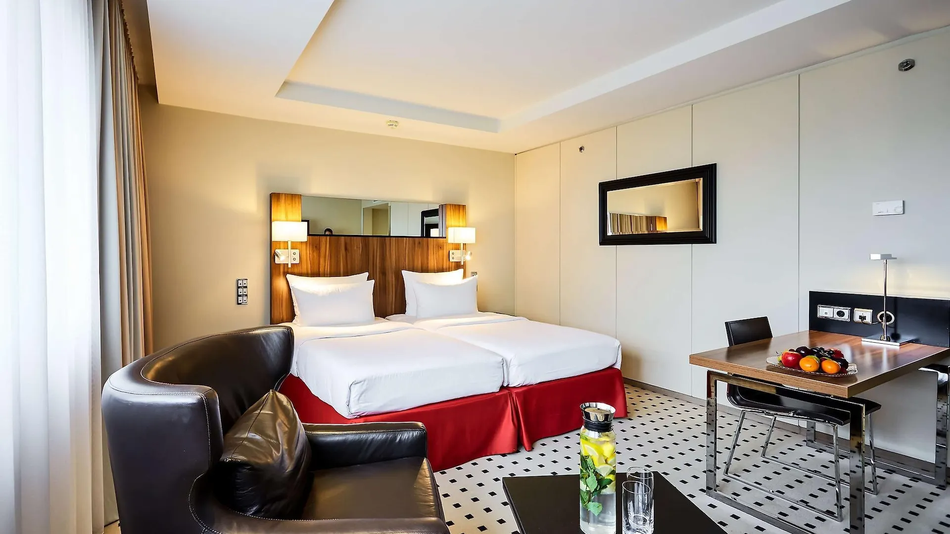 Radisson Blu Conference Hotel, Duesseldorf Hotel