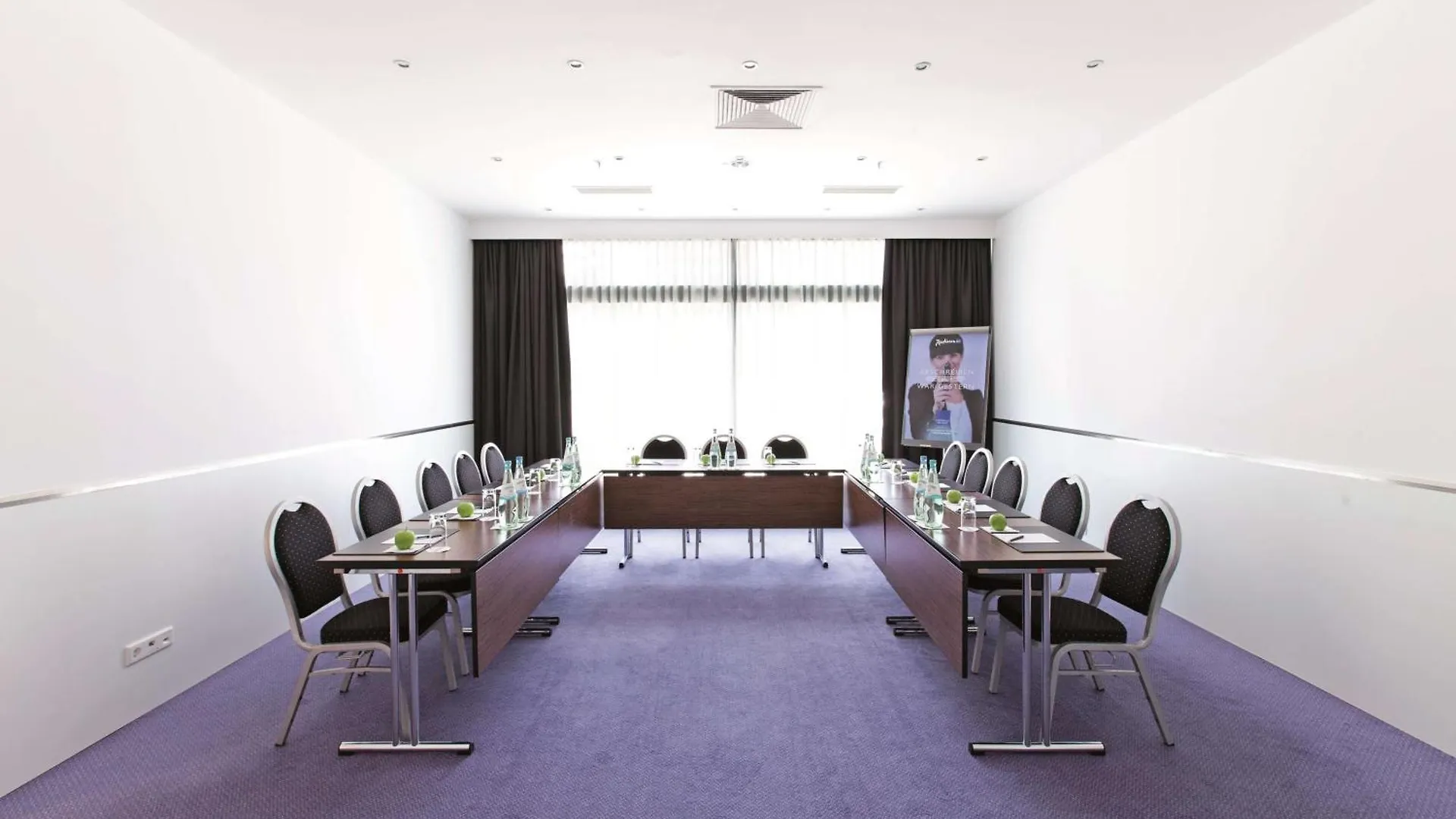 Radisson Blu Conference Hotel, Duesseldorf Dusseldorf